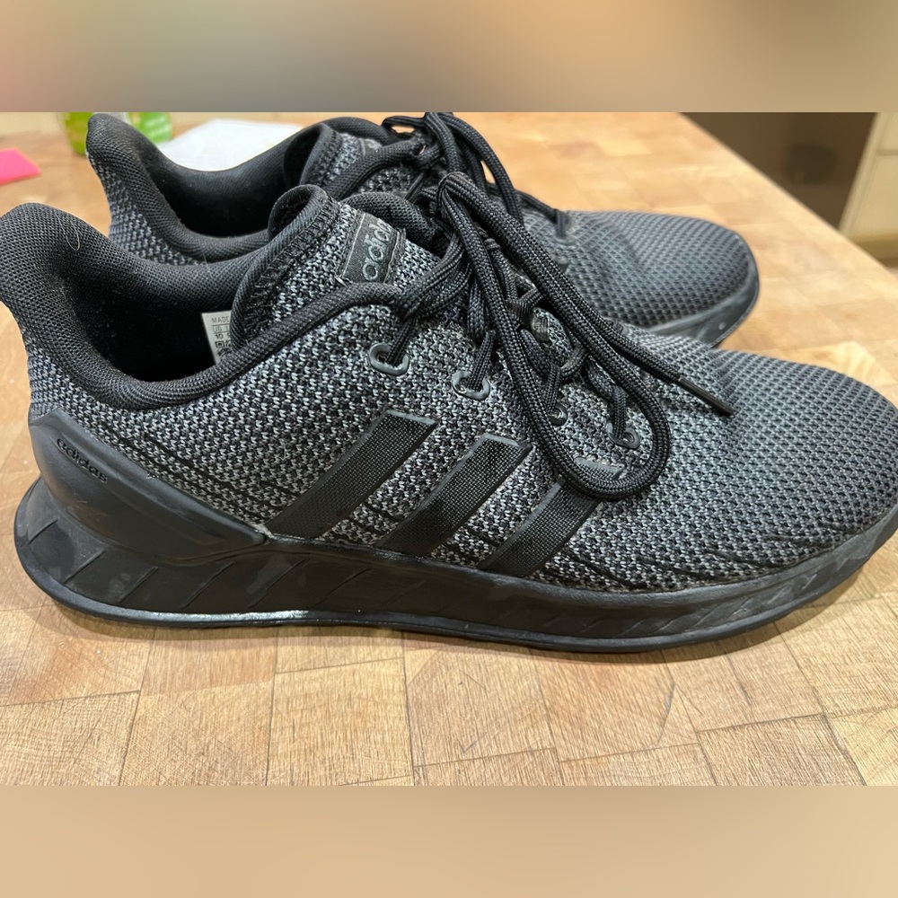 Adidas Men’s Black QUESTAR FLOW NXT SHOES - Picture 5 of 5